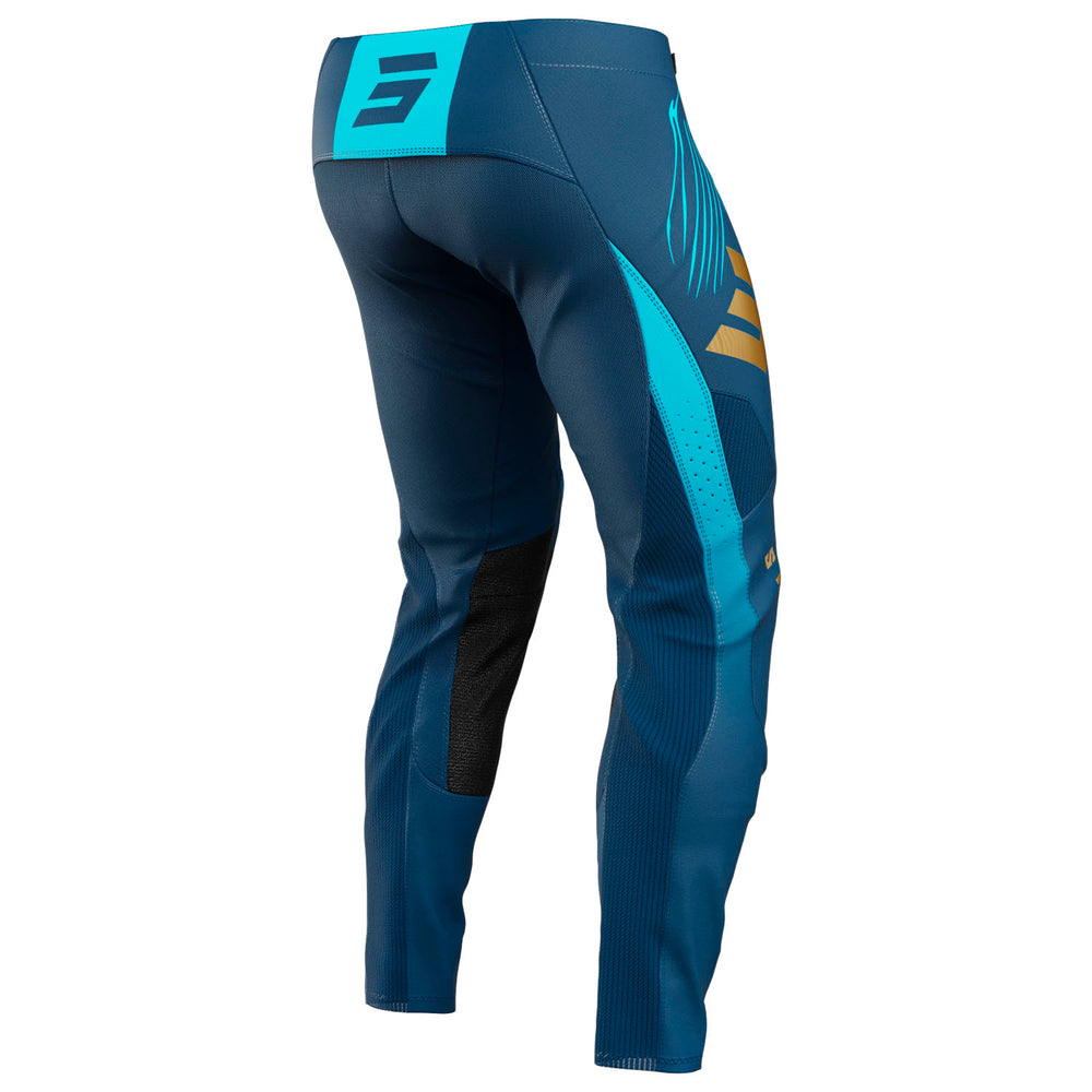 calcas-shot-volt-blue-right